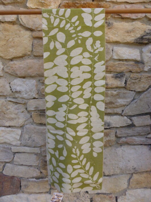 Petite écharpe feuilles d'acacia vertes